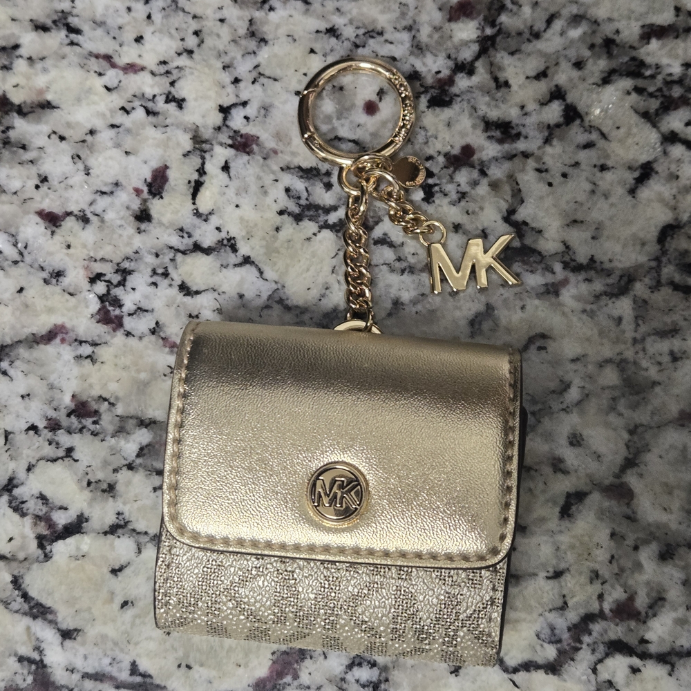 Michael Kors AirPods Case Keychain